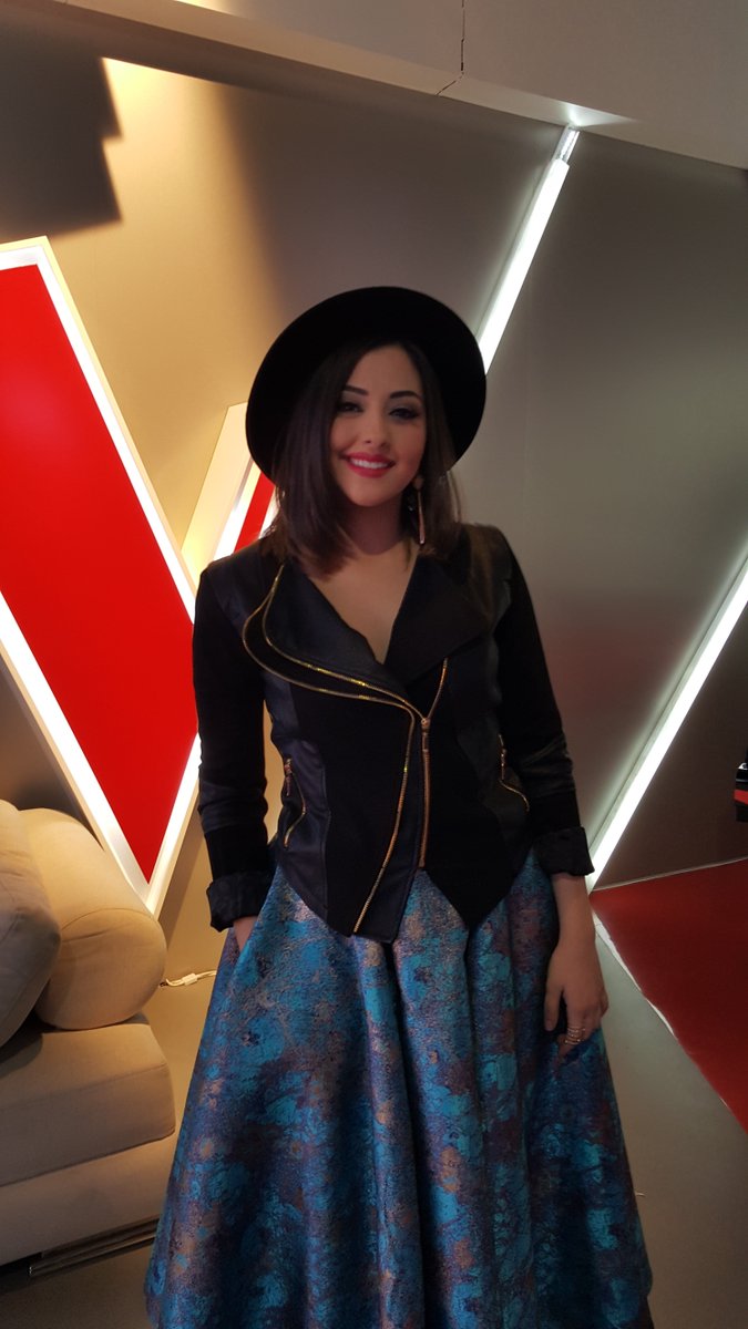 mbcthevoice's tweet photo. ختام المنافسة مع الصوت القوي والإحساس الرائع @Christinesaidd  - Alive
#فريق_كاظم  #MBCTheVoice https://t.co/e0keaczm1f