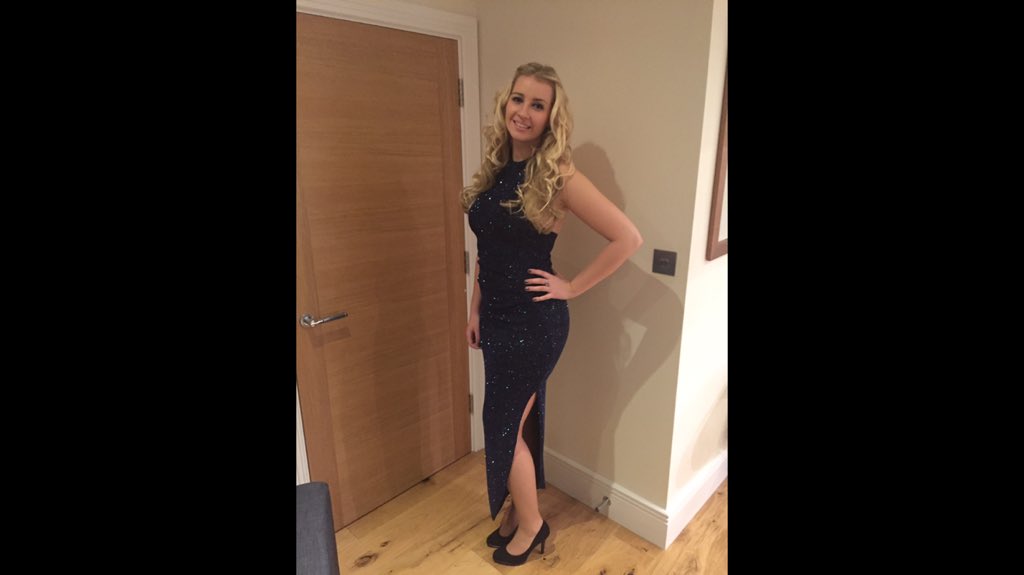 AmandaFrehr's tweet photo. #ChristmasParty #Seadrill #London #Christmas #DecemberNights #sparklydresses #blacktie #IncredibleNight #party https://t.co/vWVzgz36hT