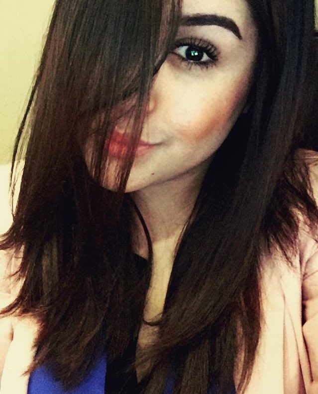 iChillApps's tweet photo. When my friends call me crazy🔪🙅🏻 https://t.co/SVP138ycTZ