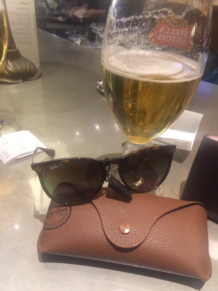 adzwilts's tweet photo. Little airport buy ☀️☀️ https://t.co/MCF0MsjfpQ