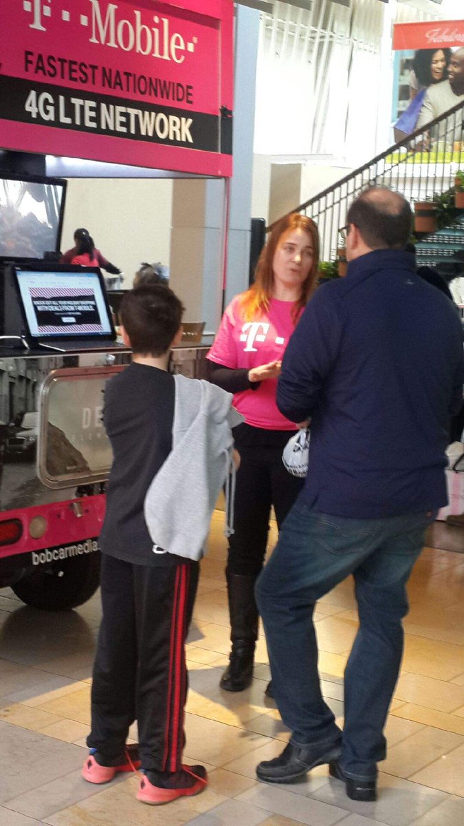 tmophilly's tweet photo. Looking for that perfect #gift? Find us at @PlyMtgMall &amp; we'll help you check off that #christmaslist @bennycohen https://t.co/ubIHEy9Gtf