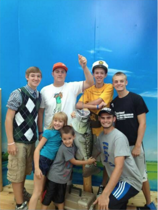 7Crevy's tweet photo. Happy Birthday @SKoeshall
This was still my all time favorite trip to Scheels.
#balltaps https://t.co/ZbY0LgZLsZ
