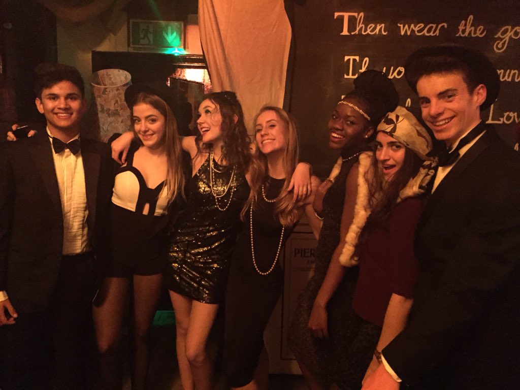 StPetersDrama's tweet photo. Watching #greatgatsby by @GuildOfMisrule @FleetingArms https://t.co/eSgGZWopIv