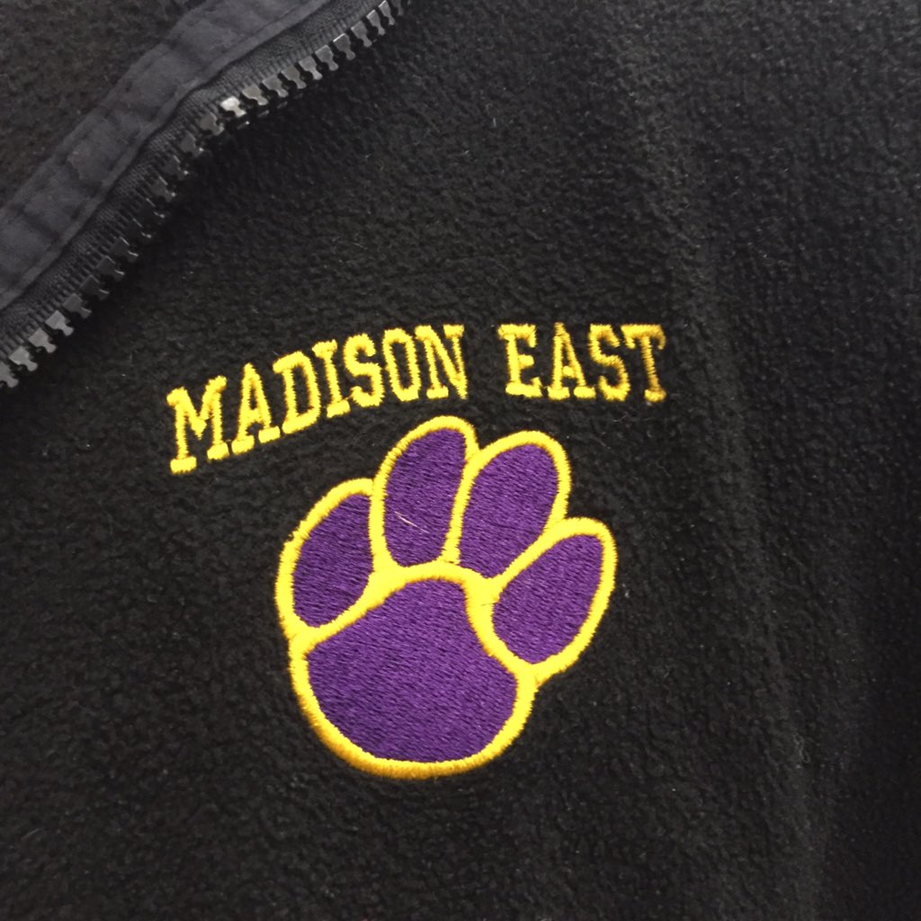 AbouAmara's tweet photo. Watching my alma mater, @MadisonEastHS, play basketball against #Minnetonka. Go, Purgolders! #EastsideEastside https://t.co/Pou86buRSp