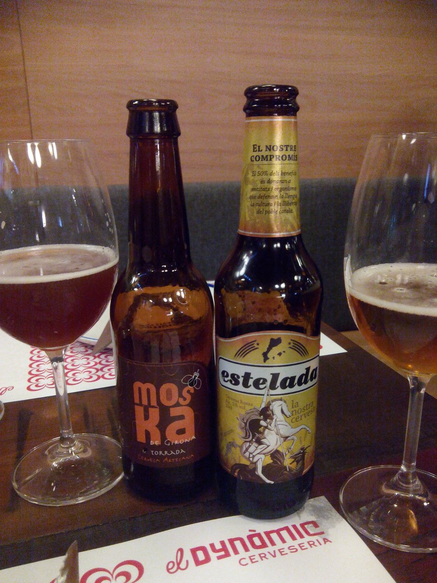 utrendyu's tweet photo. Quitan la sed mejor que el agua... #cerveza #moska #estelada #eldynamic @ElDynamicBar https://t.co/0GK75CCmvC