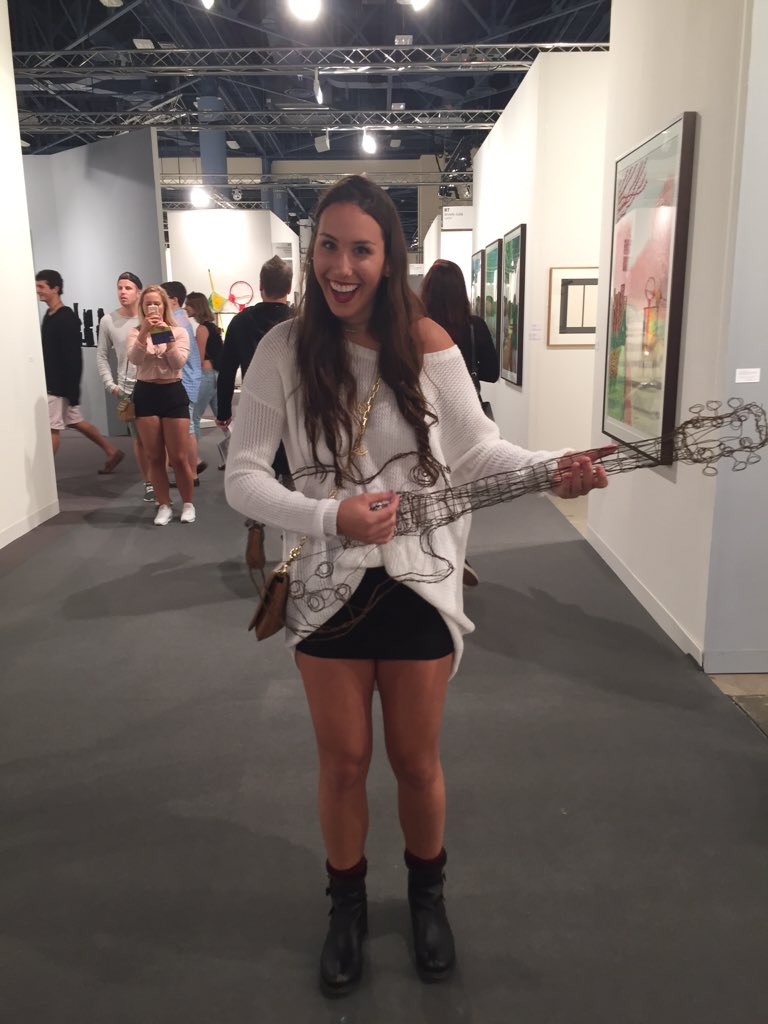 ashclairem's tweet photo. karlis wild day at the museum https://t.co/KVdpXVbPdx