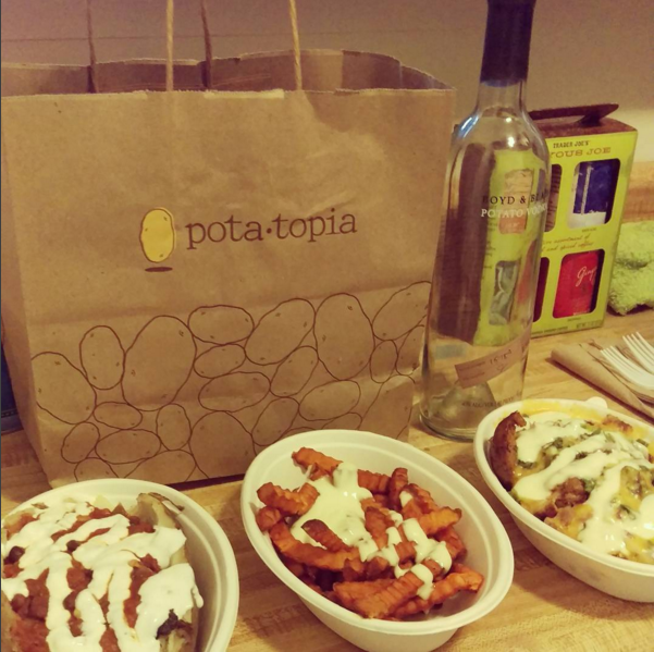 potatopia's tweet photo. @bonciolinisnapshots did the triple threat: baked, fried, and smashed! #Potatopia #nomnom #RespectTheSpud https://t.co/2Y6wLPOB3v