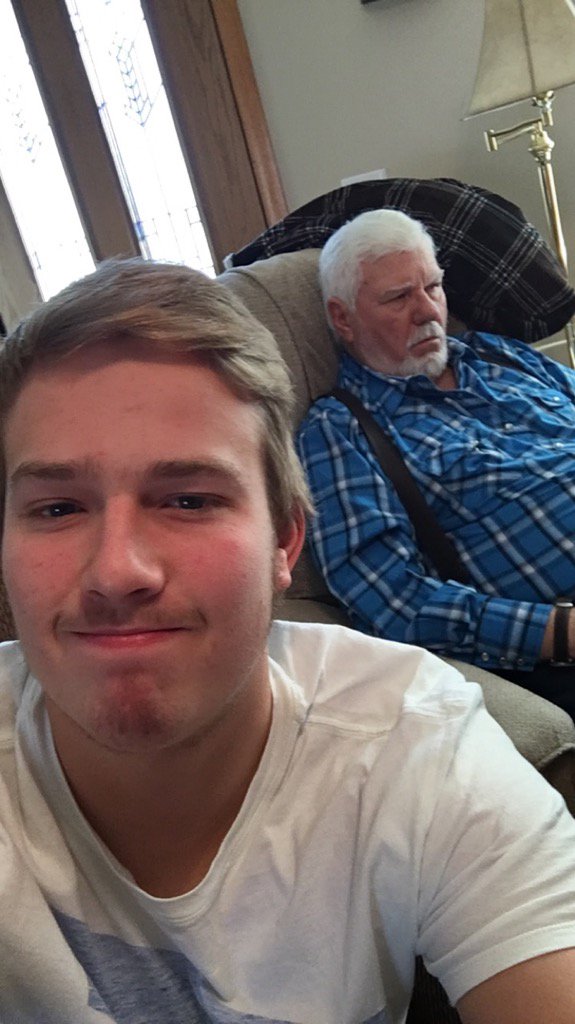 PaxtonK22's tweet photo. #SelfieSaturday @SammyG181 @DanOfJamestown @Horndogstyle @KennaSeth @RossMonson18 @ConnerG22 @KeltonBeedy https://t.co/lnIrhkXdhC