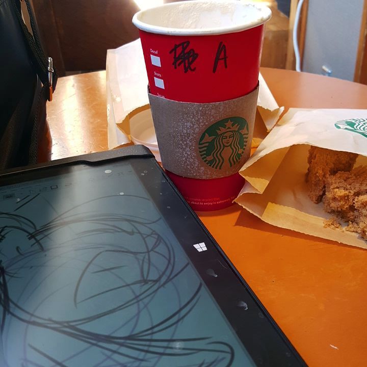 AgnesGarbowska's tweet photo. My work station this afternoon so Otis could play in snow. Yes, they gave up spelling my name.
#surface #surfacepr… https://t.co/yHQLbdtnOs