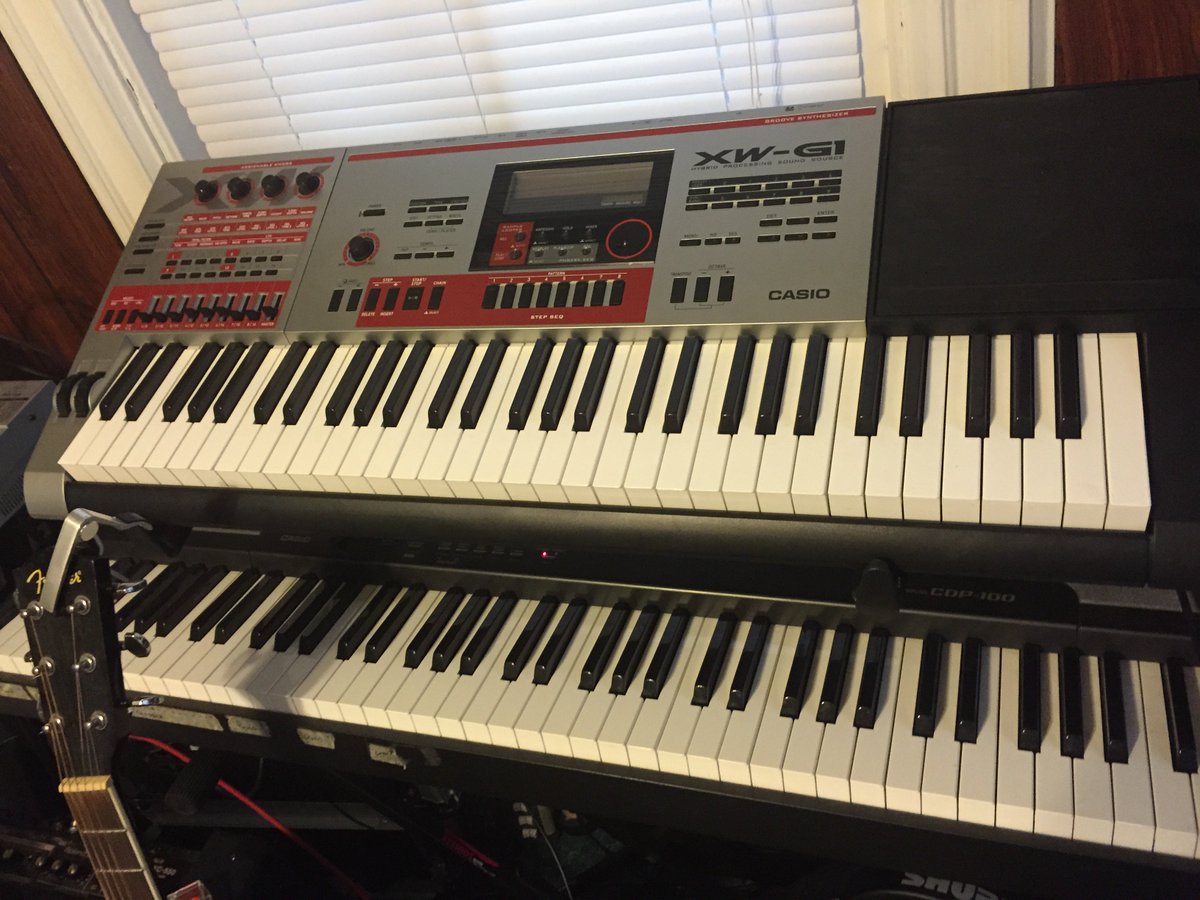 JustinK_Music's tweet photo. the #XWG1 is perfect for all those crazy solos! #casio @CasioMusicGear @Casio_USA #keys #doubletier #DJkeys #keys https://t.co/0C7EnIxmlM