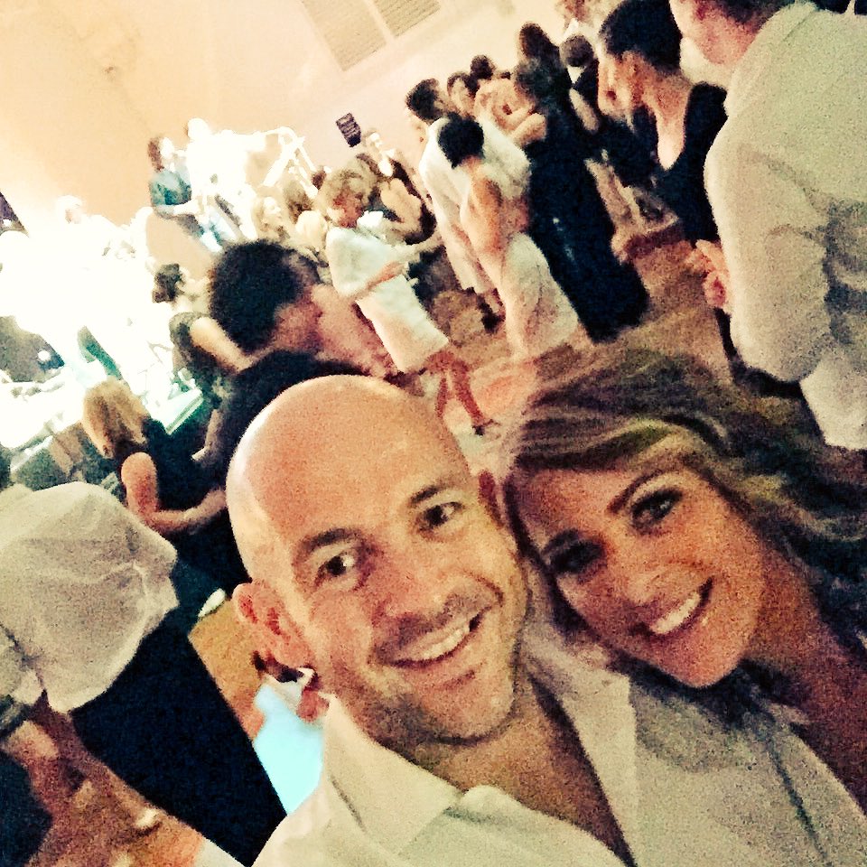 JayBurkeEOE's tweet image. @AUS_Arbonne #multination #ChristmasParty with @kariburke admiring the #PeoplePower created in the last 3 years