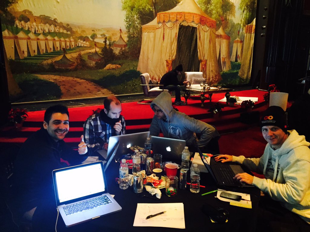 unplis_app's tweet photo. En solo 24h vamos a crear 2 apps que van a cambiar la forma de hacer donaciones #donattio #MastersofCode #hackathon https://t.co/ckBxFfXUCP