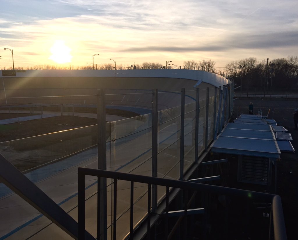 MondoMachine's tweet photo. Today was a beautiful warm day for Chicago standards.  A footage day for our #documentary on  #SouthChicagoVelodrome https://t.co/GYthLTDbow