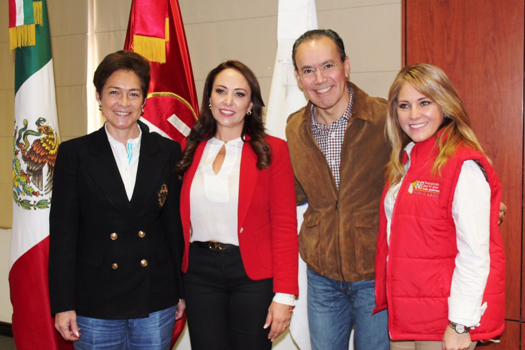 CristinaRuiz_S's tweet photo. Con mucha responsabilidad y compromiso con el priismo neoleonés, asumo el cargo de Delegada del CEN del PRI en NL. https://t.co/SjaBYEs3J7