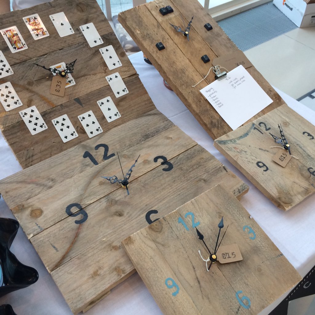 little__extras's tweet photo. Showcasing the pallet wood clocks today at the @_makersmarket #palletclock #buyhandmade https://t.co/yQLYNs2yIR