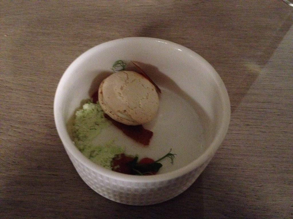 Mennoo30's tweet photo. Aanrader !!!! Nieuw restaurant in Rotterdam . @Hangar85 ! https://t.co/CJW56WNK0A