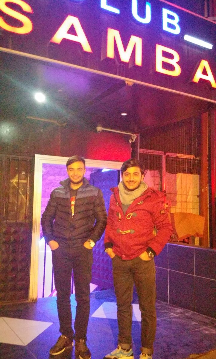 Derdaugrl's tweet photo. GECELER YEDİN BİTİRDİN BİZİ IMMHH @Samba Club https://t.co/v4vrFMDclV