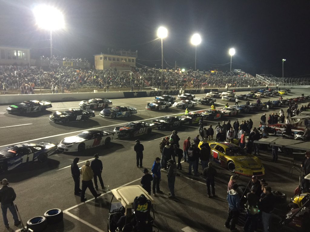 #SnowballDerby LCQ rooting for home boy <a href="/Caleb_Adrian29/">Caleb Adrian</a>