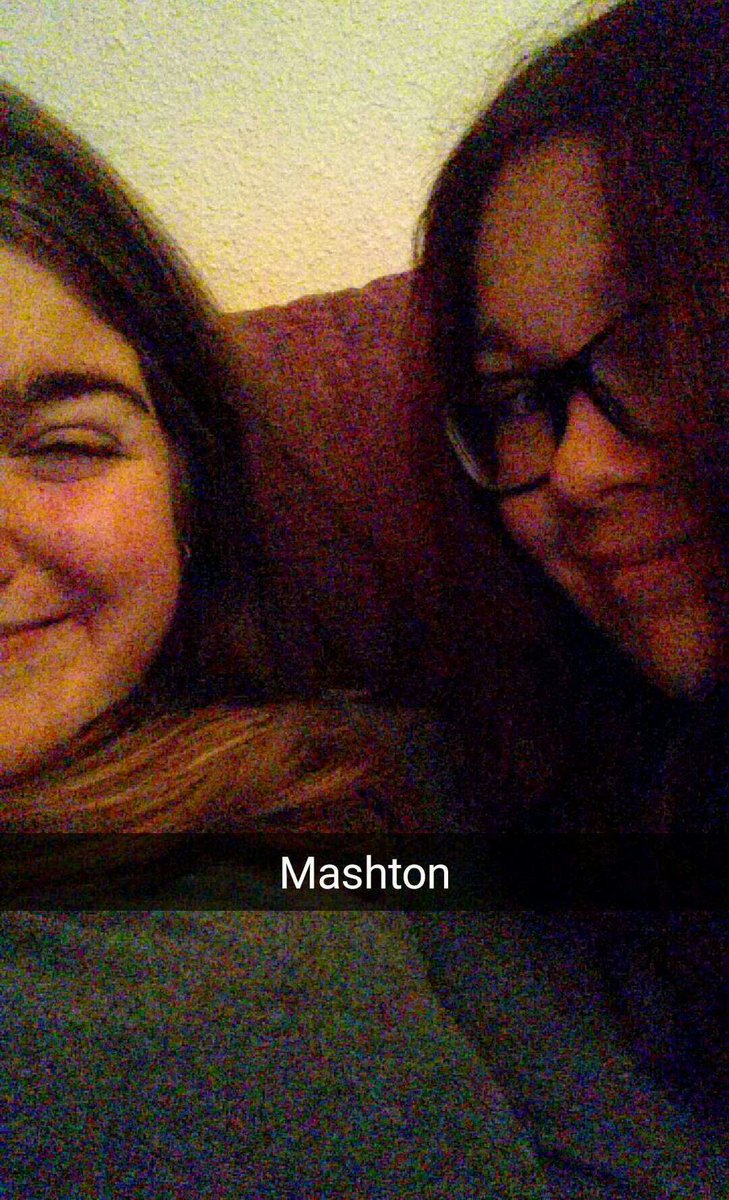 miriegara's tweet photo. Like you. @Ashton5SOS @Michael5SOS @MarinaGarciaSau #MashtonIsReal. 😻💞💕👏 https://t.co/8GL6YzWHpy