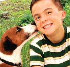 Ready to feel old? Frankie Muniz turned 30 today. Look how adorable he was in My Dog Skip! Happy Birthday Frankie! 