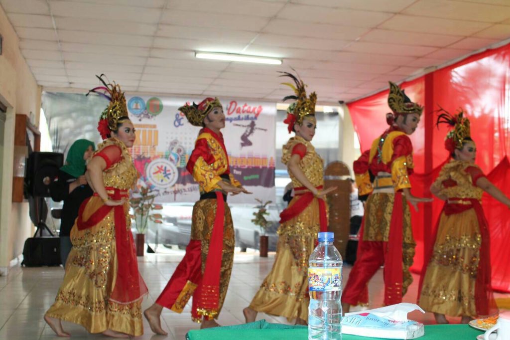 Analis Ahmad Yani tweet media