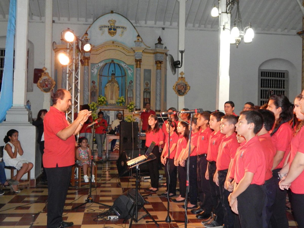 Los niños @cantoresdazuero interpretan melodías de villancicos clásicos y modernos #NavidadCulturalPmá