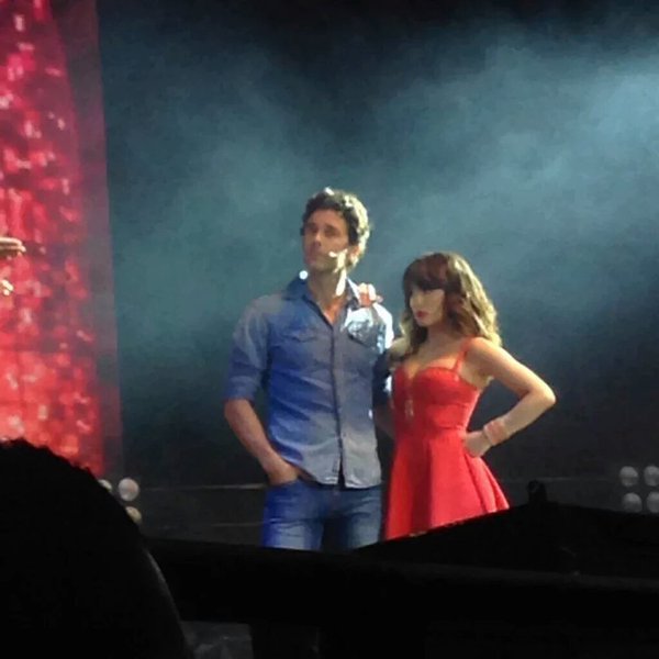 AngelsEspos's tweet photo. LA ROMPIERON JUNTOS CON MUCHO AMOR! Cc @laliespos @mariannmartinez 
#EsperanzaMiaElMusicalDespedida https://t.co/C20hMlHzJr