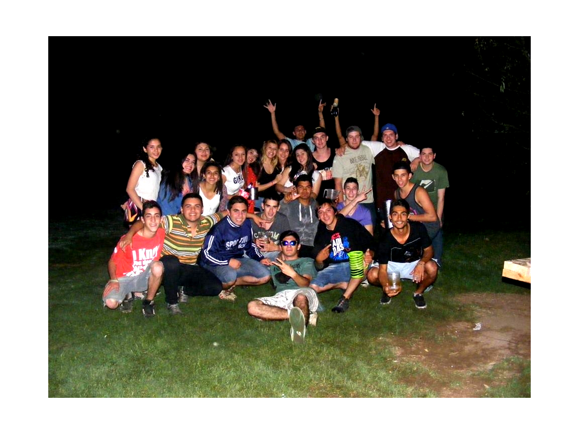 RochuSibona's tweet image. Una de anoche! Nochonnnnnnnnn #Pakool 👌🎉🎇🎆🙌🍻👏