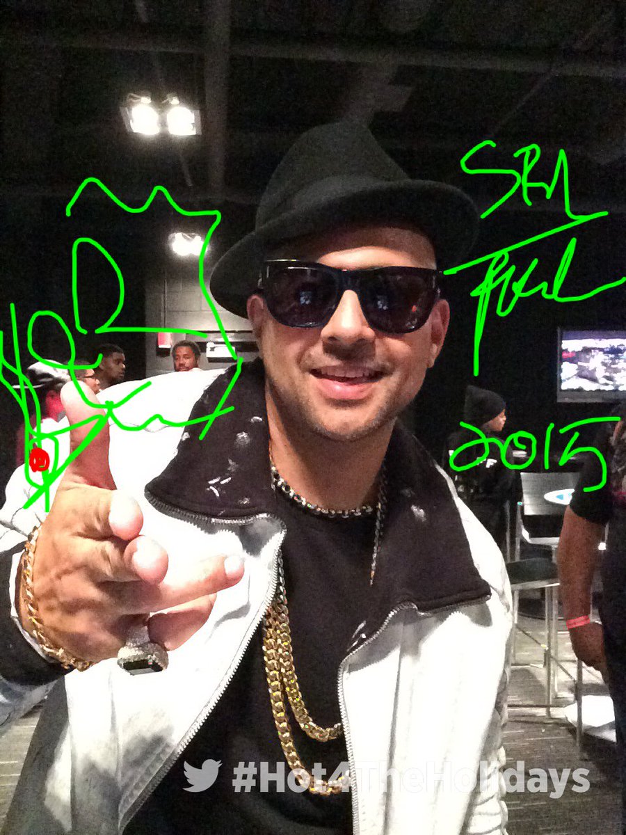 Footaction's tweet photo. Look who just hit the #CirocLounge at #Hot4TheHolidays presented by @Footaction #Ownit  @duttypaul https://t.co/bkGaCeixDm
