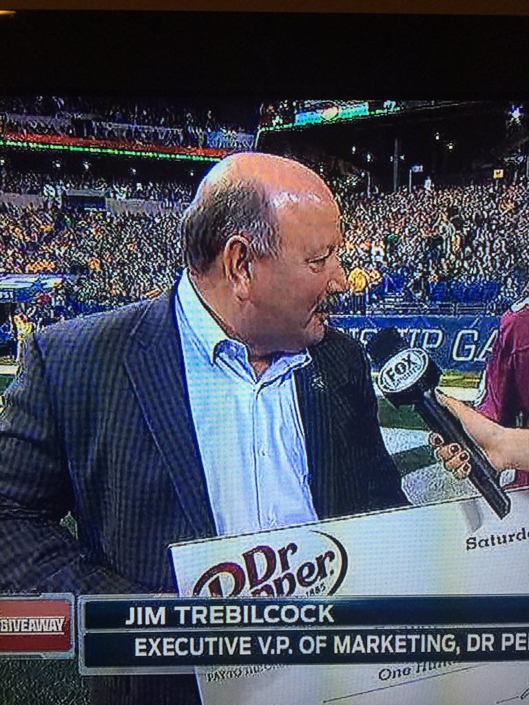 dcarterruff's tweet photo. with a name like that you don't even f with the corporate ladder they just make you a VP https://t.co/PBkeAvkBNU