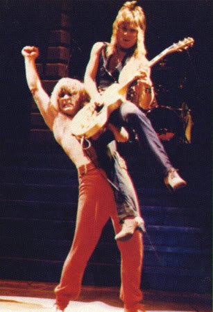     Happy birthday Randy Rhoads (Dec 6,1956 March 19,1982) RIP 