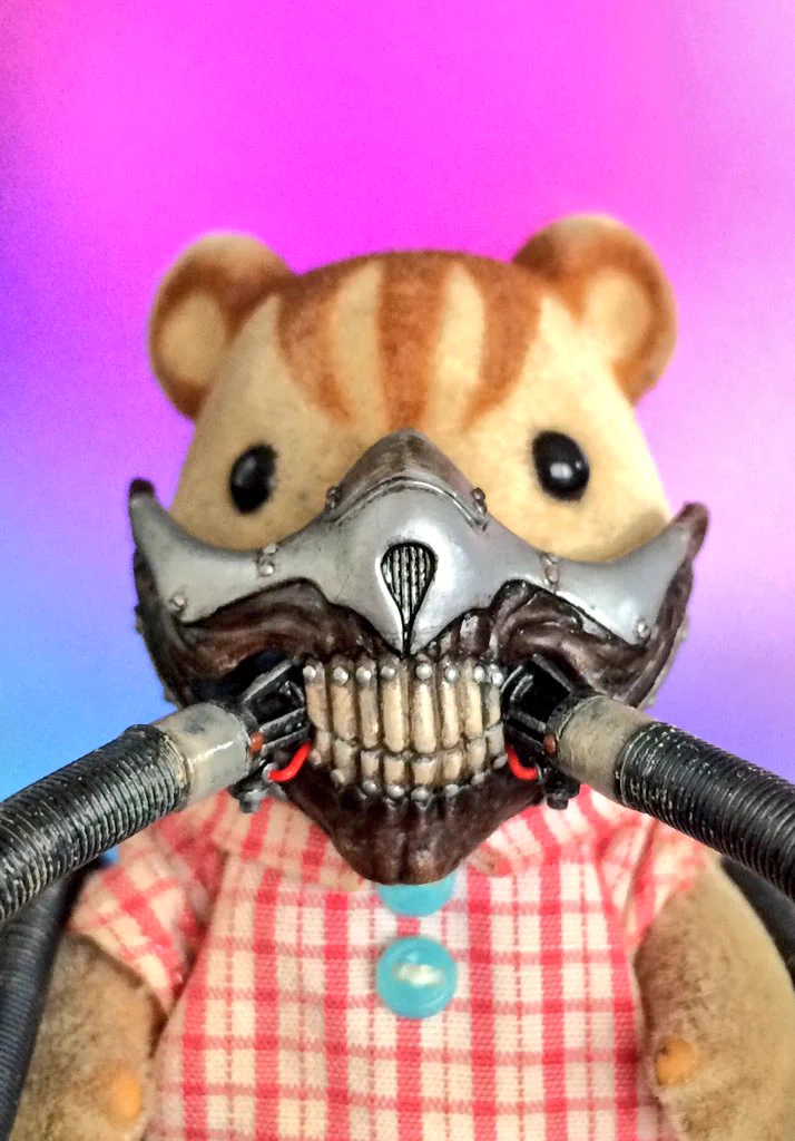 ”マッドマックス”なリカちゃん人形は超ワイルドだｗｗｗ