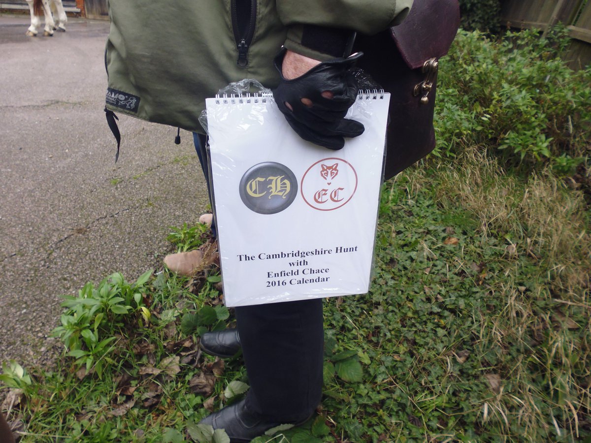 CamHuntSabs's tweet photo. The Duncombe Arms https://t.co/G4xoZ55io9 hosted #Cambridgeshire #Hunt yesterday - supporting #Wildlifecrime https://t.co/dyp45XYbkf