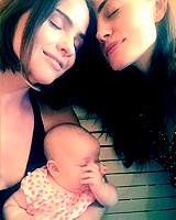 Saph_Smith's tweet photo. Me, @HayleyHLockwood and her babe https://t.co/aldk5azAKJ