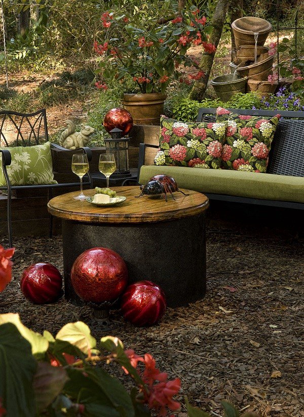 Transform Your Yard Into a Relaxing Outdoor Sanctuary - mostbeautifulgardens.com/2015/12/06/tra…