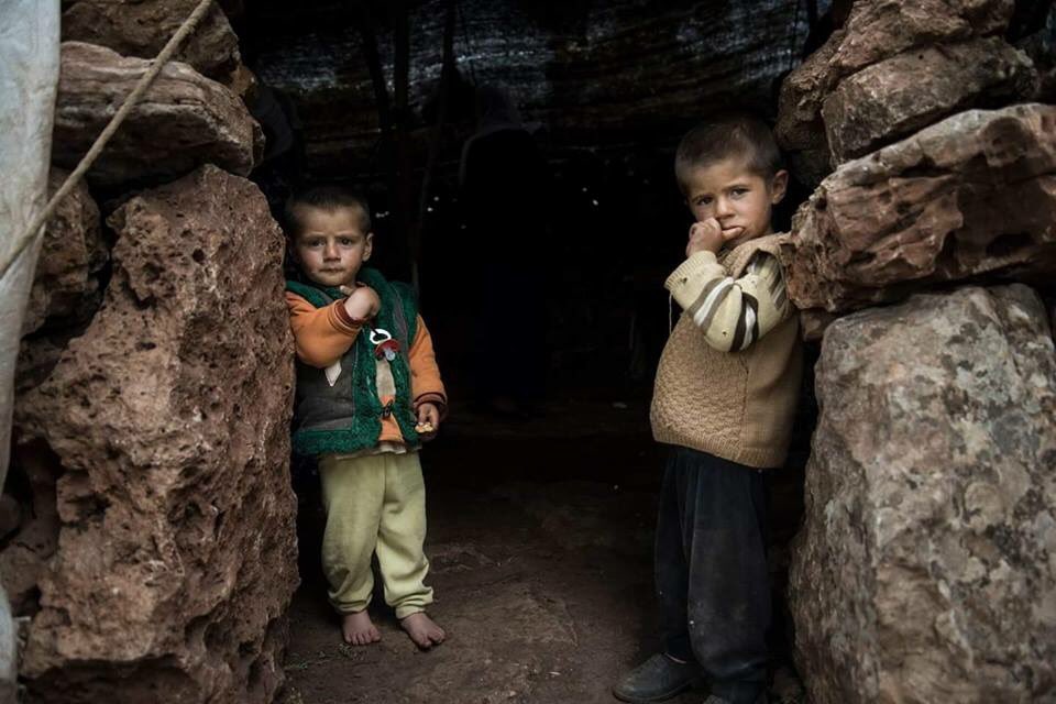 asa2227's tweet image. كما تطوفوا  حول الكعبة
طوفوا حول الفقراء.. 
حتمآ ستجدون  الله!
#الانسانيه