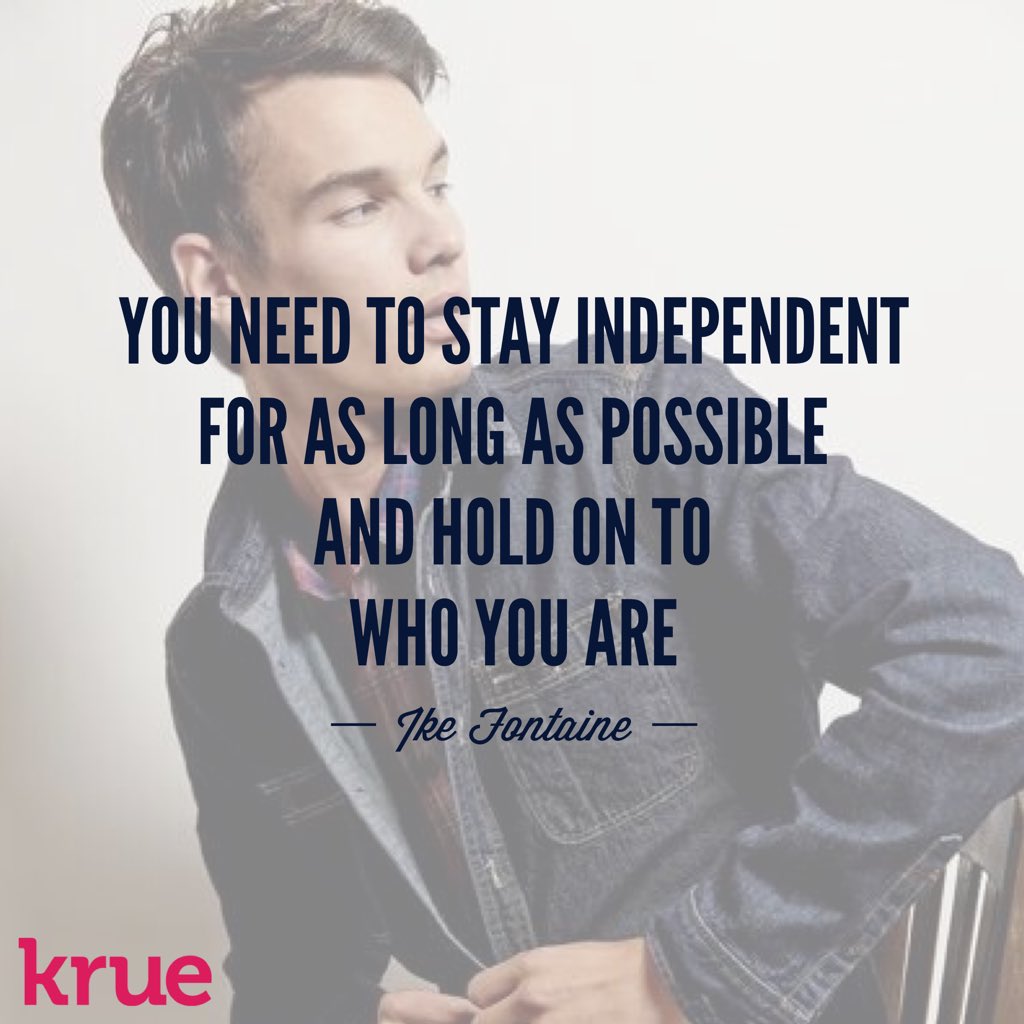 KrueTV's tweet photo. Music advice from @Ike_Fontaine of @WeAreFontaine. 🎸

RT if you agree. Watch the interview: https://t.co/KIUT1HffHZ https://t.co/b4xeSWUotD