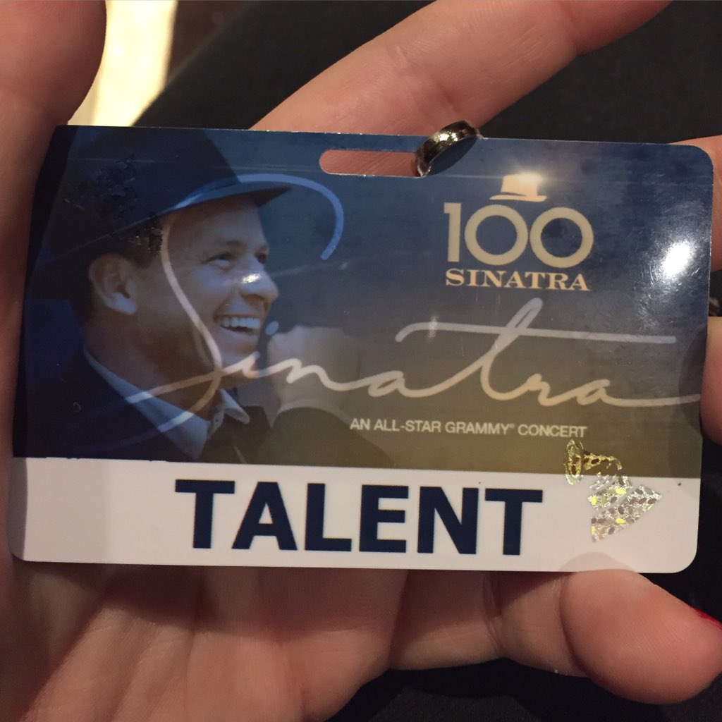 AnntasticLV's tweet image. #Sinatra100 #workedhardforthis #aliciakeys #alwaysgenuine #humblebrag