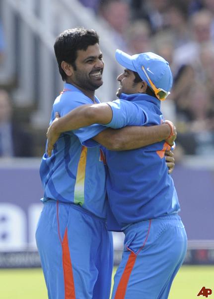 Suresh Raina Bro wishing Good FrInD a Very Happy Birthday  