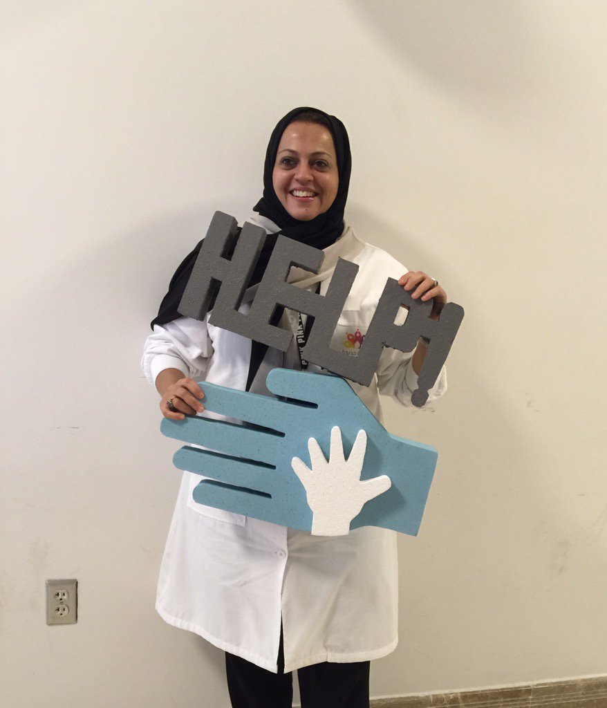 Help_PtSafety's tweet photo. مشرفتنا عالمشروع دكتوره ريم العفاري 😄😍💙

سَاعِد لِتُتنقِذ حياة 💙
Help to save a life 💙
@ptsafety201 
#PSD_2015 https://t.co/Om3OIeN2Uz