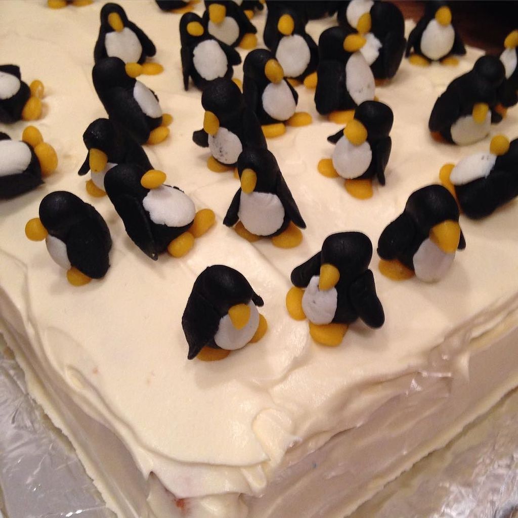 EastLondonKnit's tweet image. This pretty much sums up #widn @kettleyarnco when you asked! #penguinpatterns launch party… ift.tt/1TNpQ4X