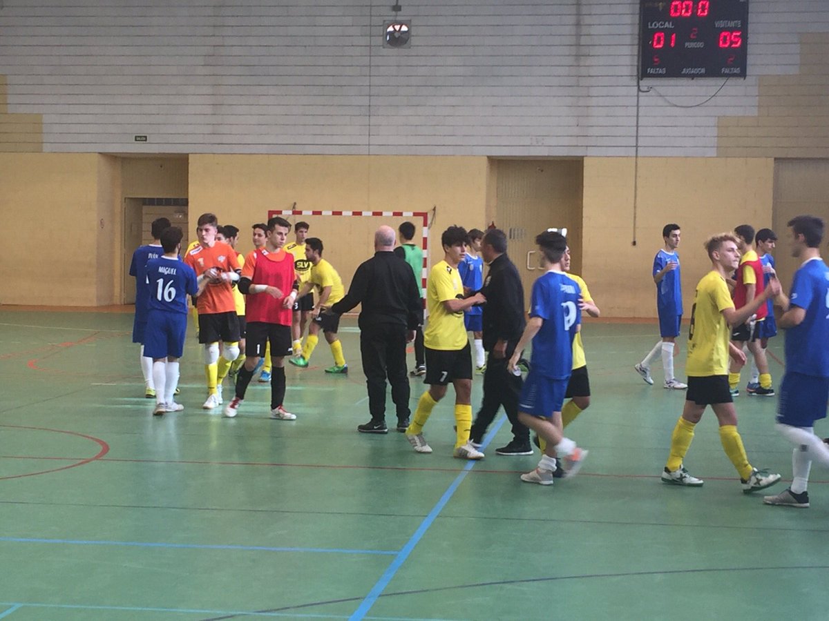 1mostolesfs's tweet photo. Que se puede decir de este equipo 14 jornadas imbatido, sólo un empate.
9 puntos al 2°
Sois muy grandes
#canteraazul https://t.co/wV415uTjAo