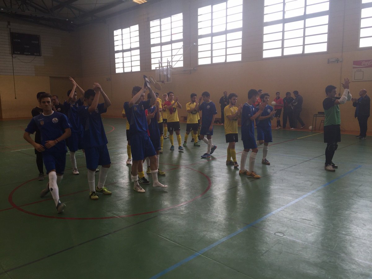 1mostolesfs's tweet photo. Que se puede decir de este equipo 14 jornadas imbatido, sólo un empate.
9 puntos al 2°
Sois muy grandes
#canteraazul https://t.co/wV415uTjAo