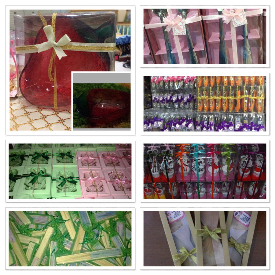 Open souvenir sista and mas bro..banyak pilihan model souvenirnya,harga dijamin murah tp kualitas tetep ok