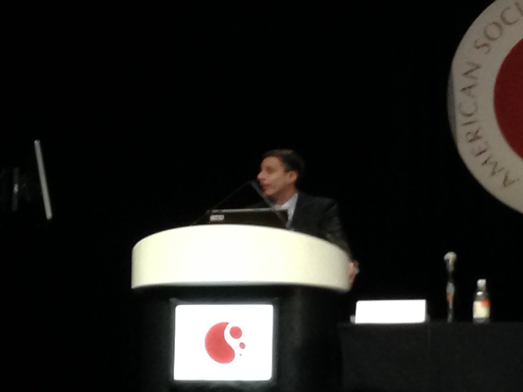 IMFanneSUPPORT's tweet photo. Dr Lonial  Novel Combinations #ASH15  #IMFASH15 https://t.co/OKIg8kWqtI