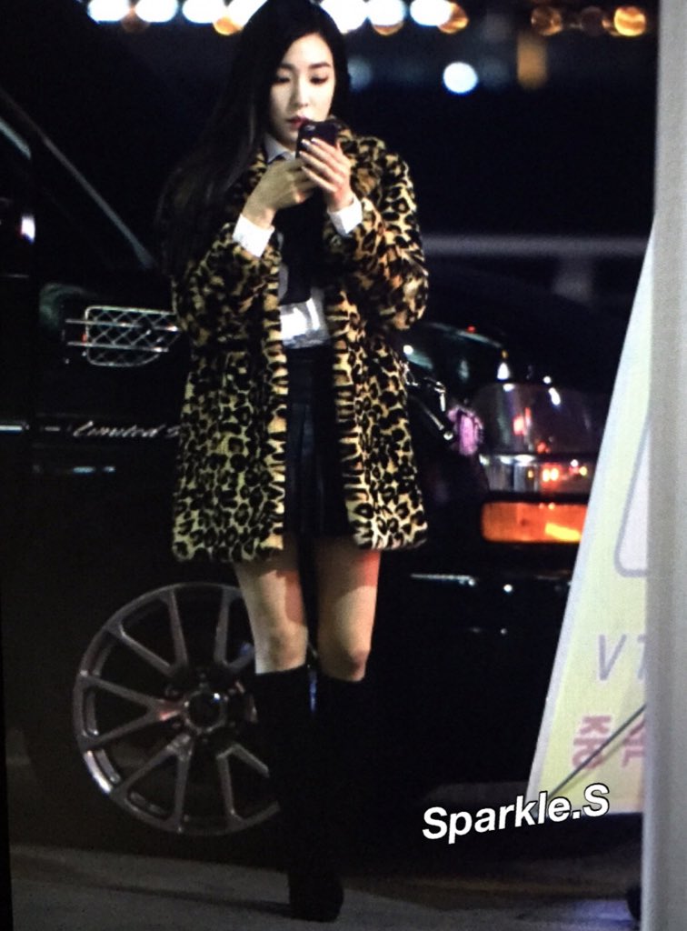 [PIC][06-12-2015]TaeTiSeo xuất phát đi Singappore để tham dự "Influence Asia 2015" vào tối nay CViD1bvUwAAxXvn