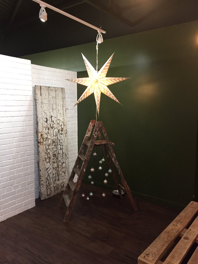 davebelfield's tweet photo. Christmas @tcclife 

#Postcode https://t.co/zPRvUMqTFi