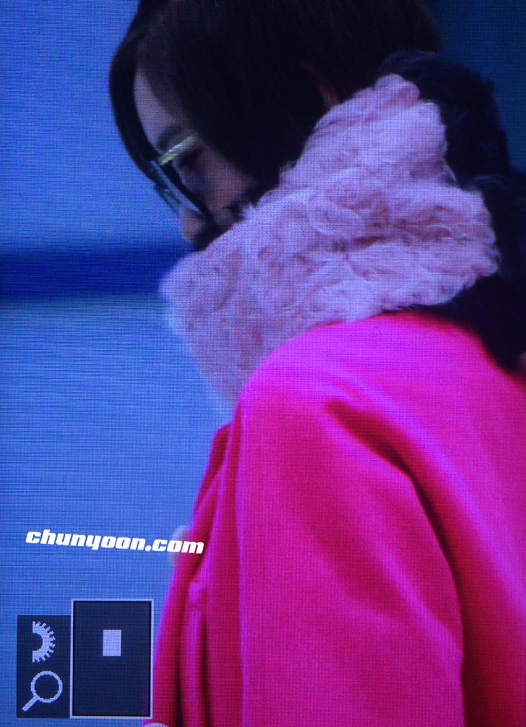 [PIC][06-12-2015]YoonA trở về Hàn Quốc vào chiều nay CViEZo1VAAAF6fQ