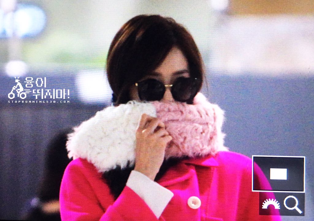 [PIC][06-12-2015]YoonA trở về Hàn Quốc vào chiều nay CViEfyAU8AAm_VZ
