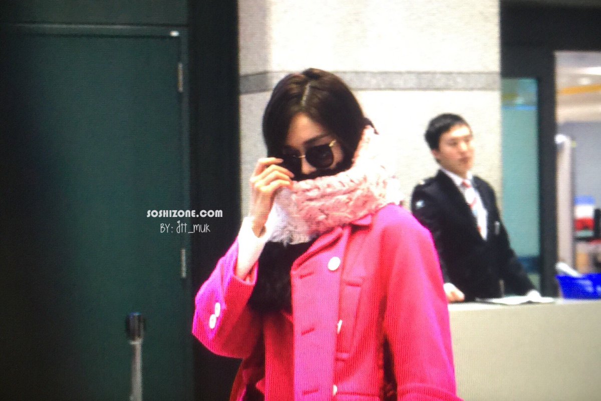 [PIC][06-12-2015]YoonA trở về Hàn Quốc vào chiều nay CViF2tPUkAA3ps7